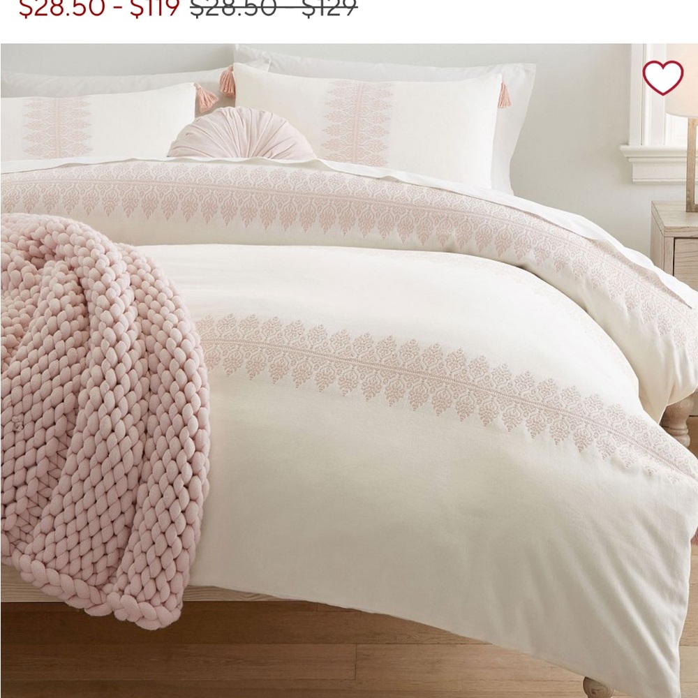 Pottery Barn Teen Cream and Pink Duvet Cover full/queen hardly used